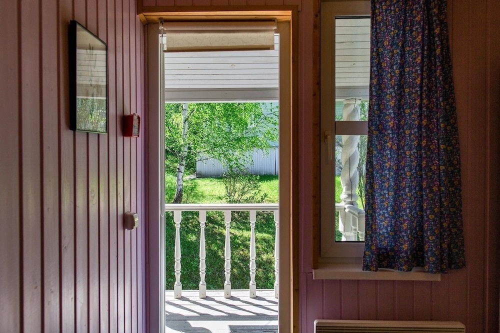Deluxe Cottage, Multiple Beds photo 3