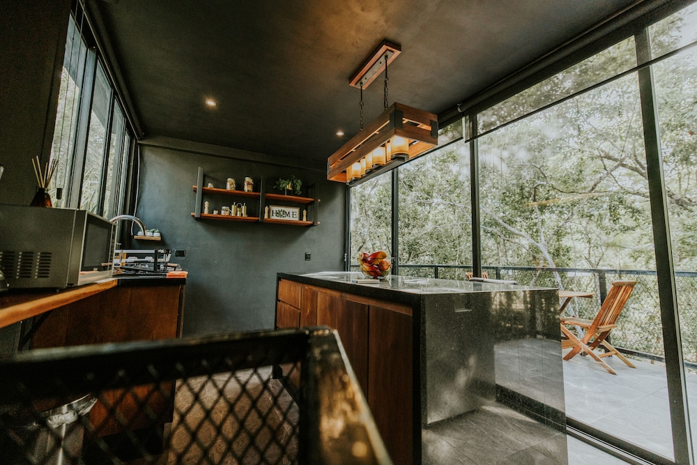 Basic House - Photo 19