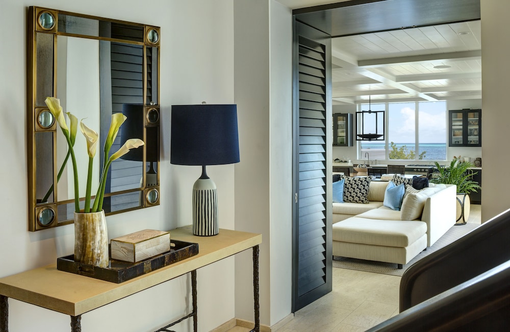 Oceanside 3 Bedroom Villa