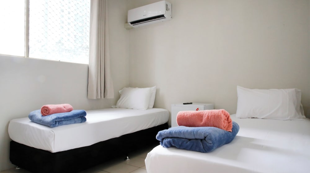 Family Suite: 2 Bedrooms with Kitchenette photo 3