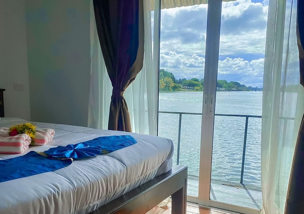 Superior River View Double Room photo 1