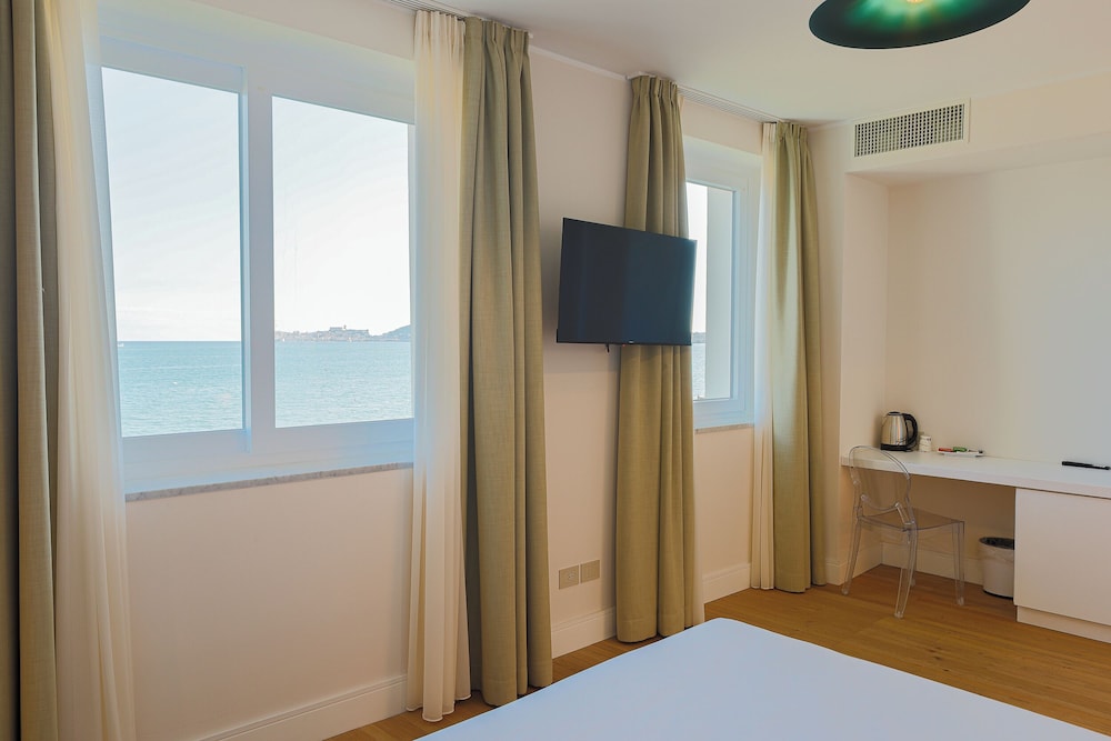 Superior Room, Sea View