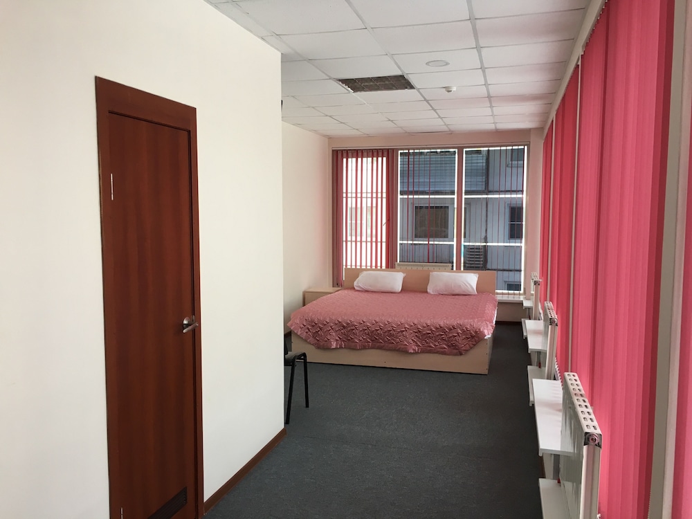 Standard Double Or Twin Room photo 3