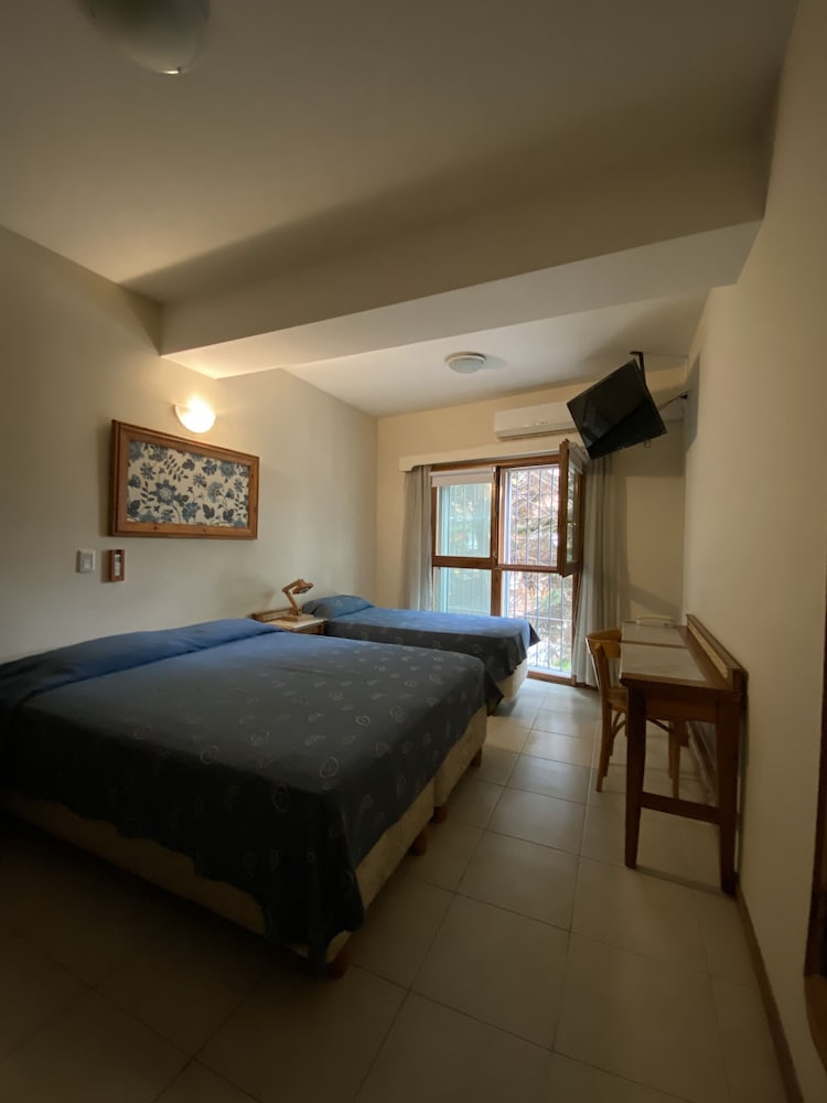 Family Apartment photo 3