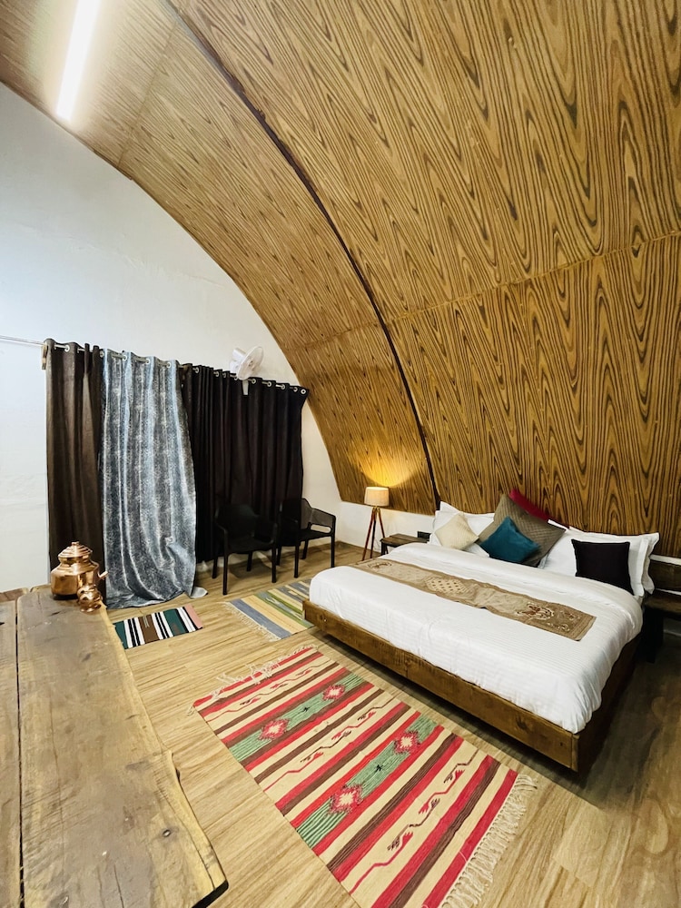 Deluxe Cottage - Photo 1