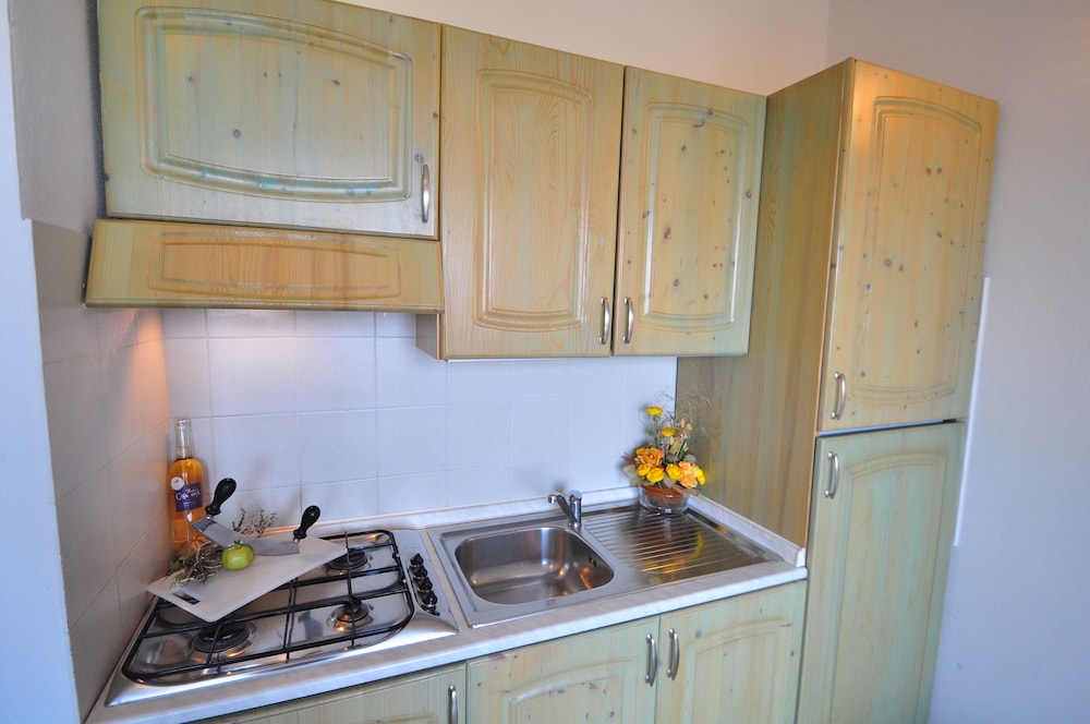 Family Apartment, 1 Bedroom, 2 Bathrooms (up to 5 people) photo 2
