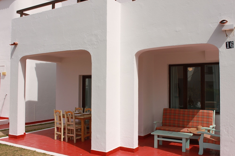 Villa, 3 Bedrooms, Terrace, Pool View (1 to 4 people) photo 3