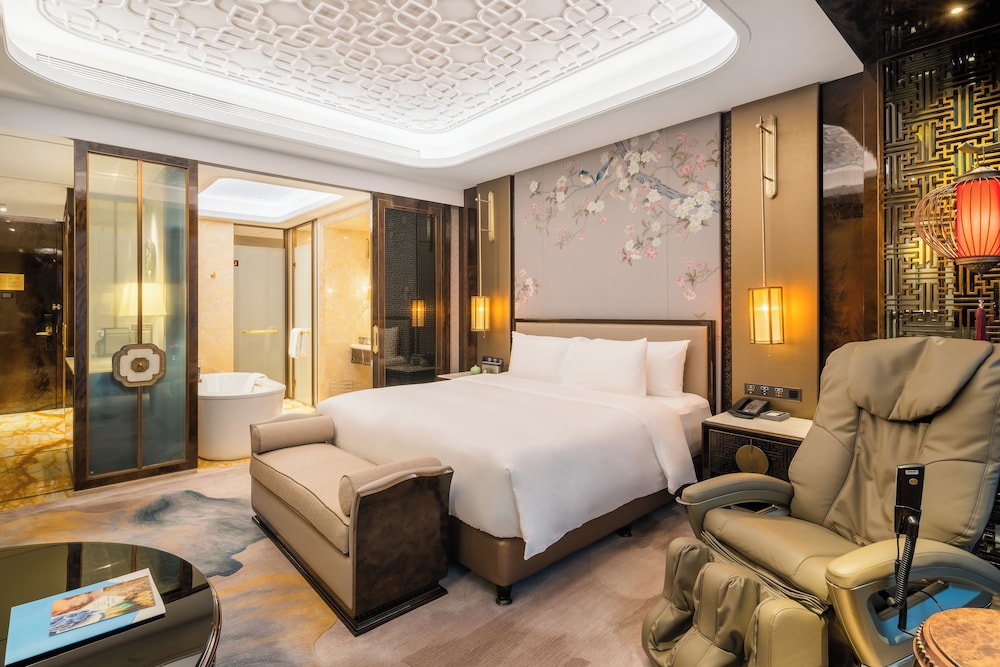 Grand Deluxe Room photo 1