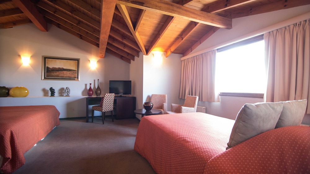Deluxe Triple Room, Lake View photo 2
