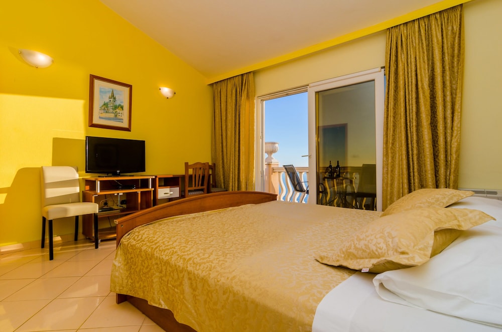 Suite (Pansion Villa Antonio - Two Bedroom S)