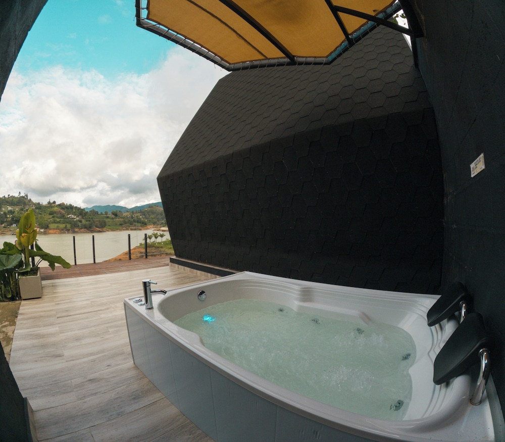 Deluxe Chalet photo 3