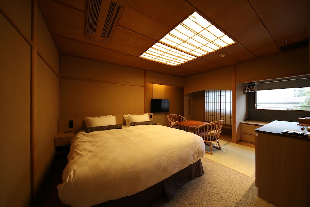 Standard Double Room - Photo 2