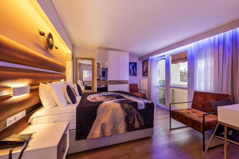 Design Room photo 2