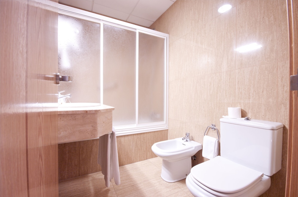 Triple Room Triple Room