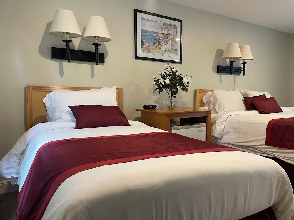 Standard Double Room, 2 Double Beds photo 2