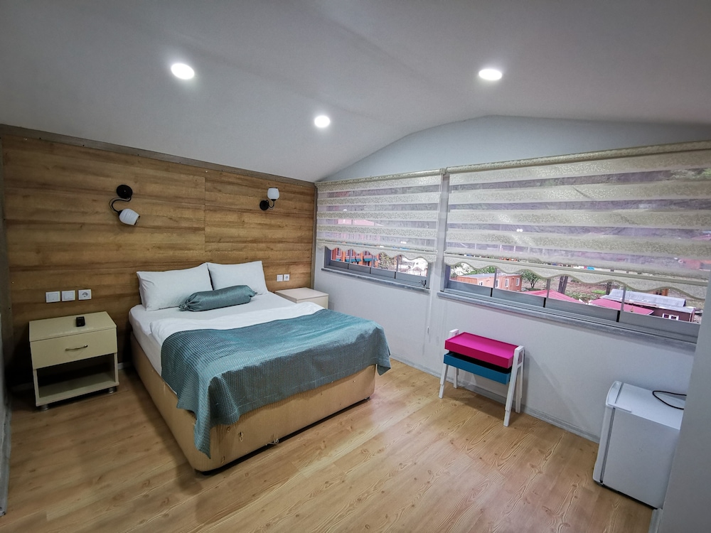 Standard Triple Room photo 3