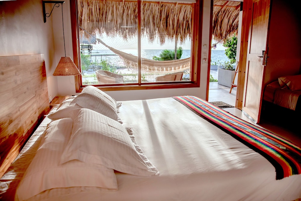 Deluxe Room, Sea View photo 1