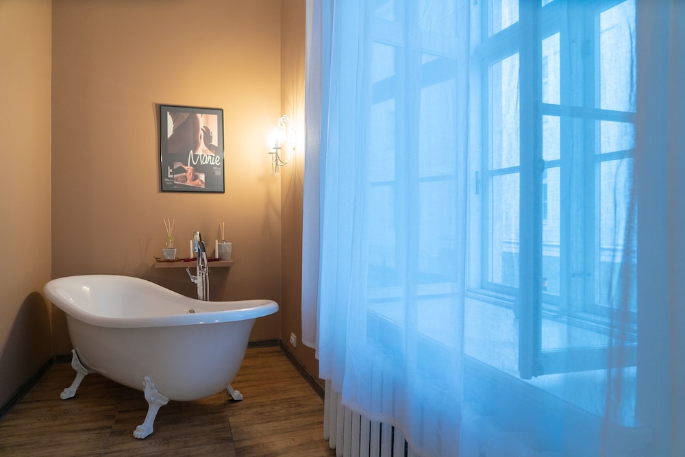 Romantic Suite (Passion) photo 2