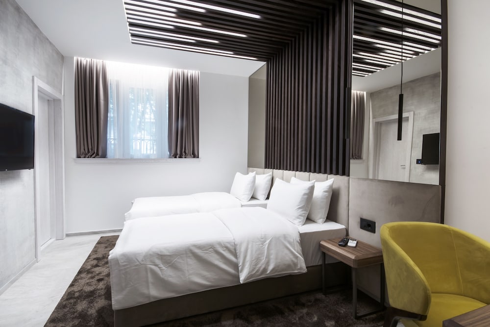 Twin Room - Photo 1