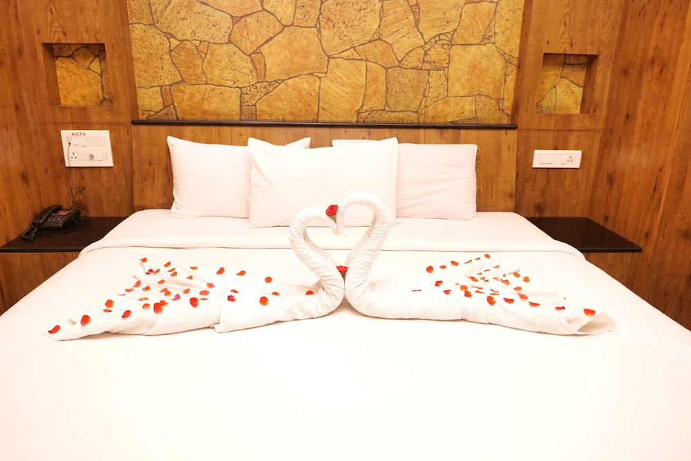 Suite AC Room photo 2