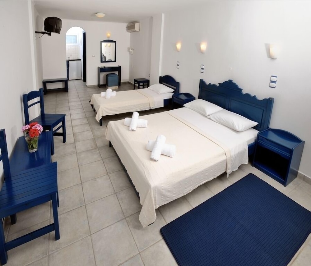 Deluxe Triple Room, 1 Bedroom, Non Smoking photo 1