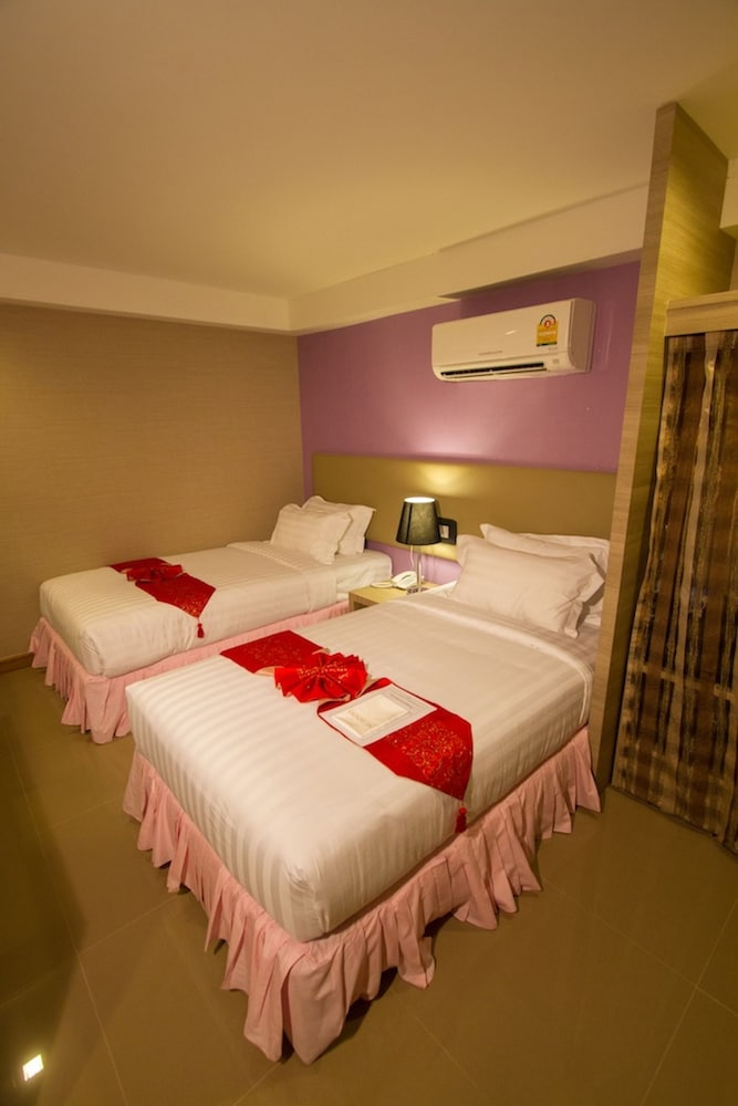 Standard Twin Room photo 2