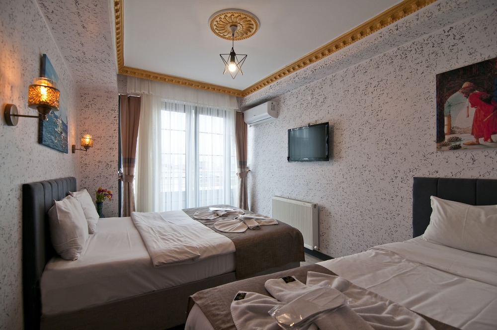 Superior Triple Room, Sea View photo 3