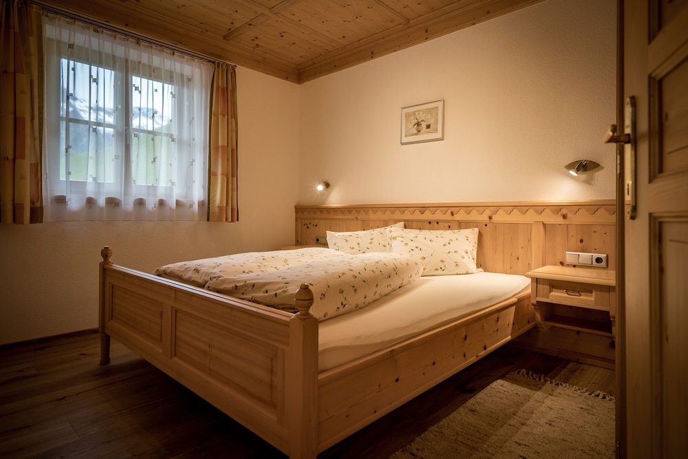 Comfort Double Room, 1 Bedroom, Mountain View
