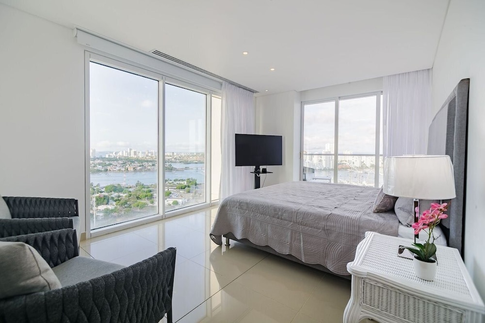 Apartment photo 1