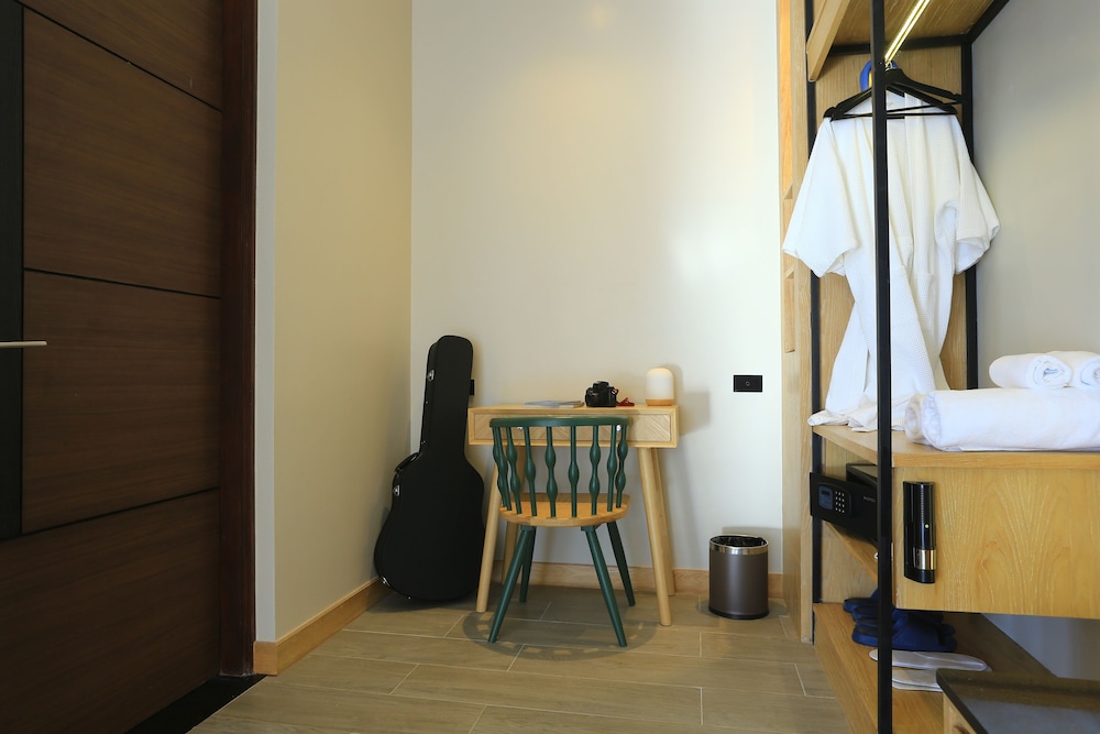Light House Suite - Photo 13