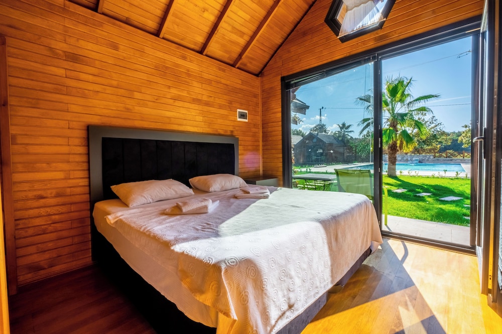 Design Quadruple Room photo 2