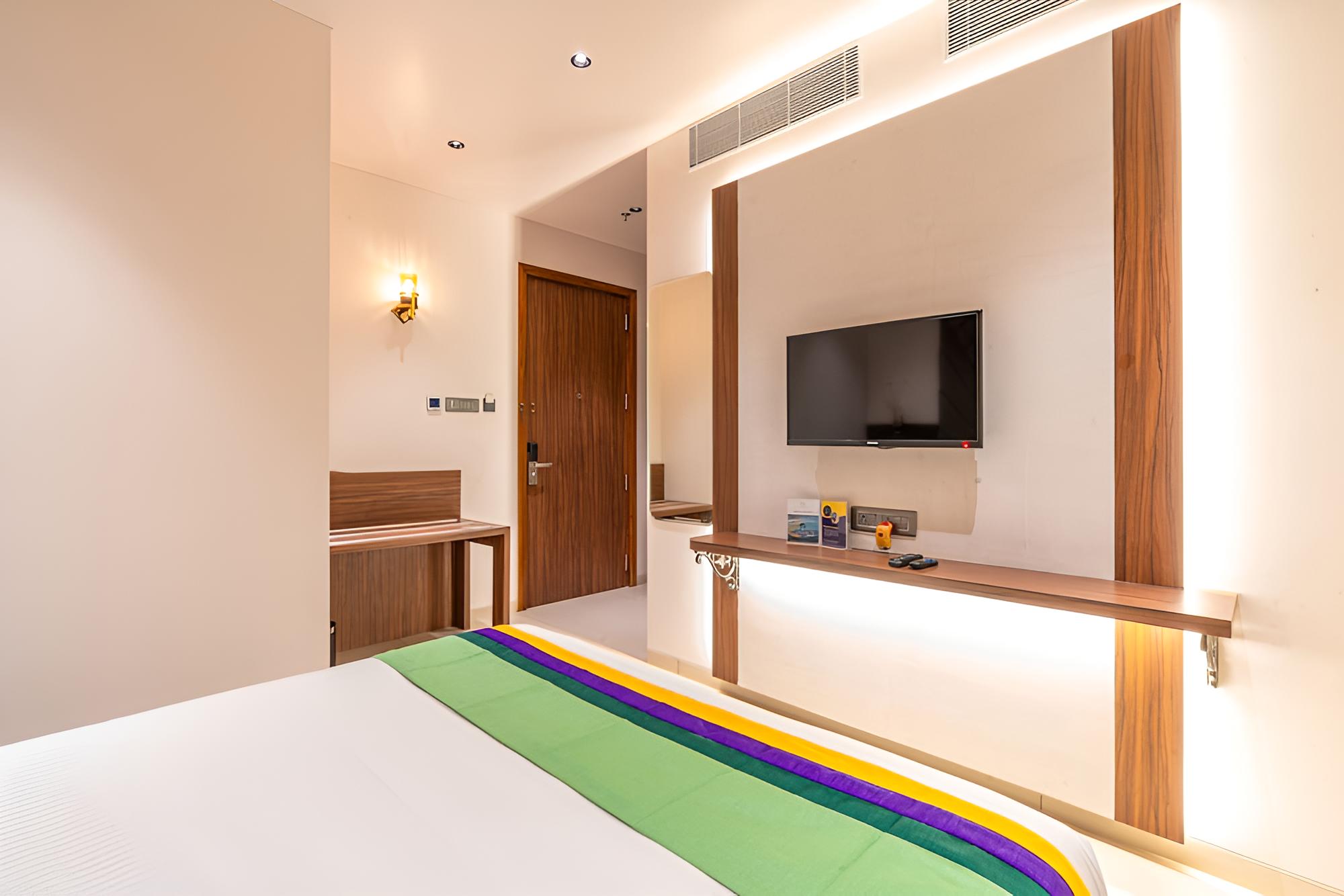 Deluxe Double Room photo 2
