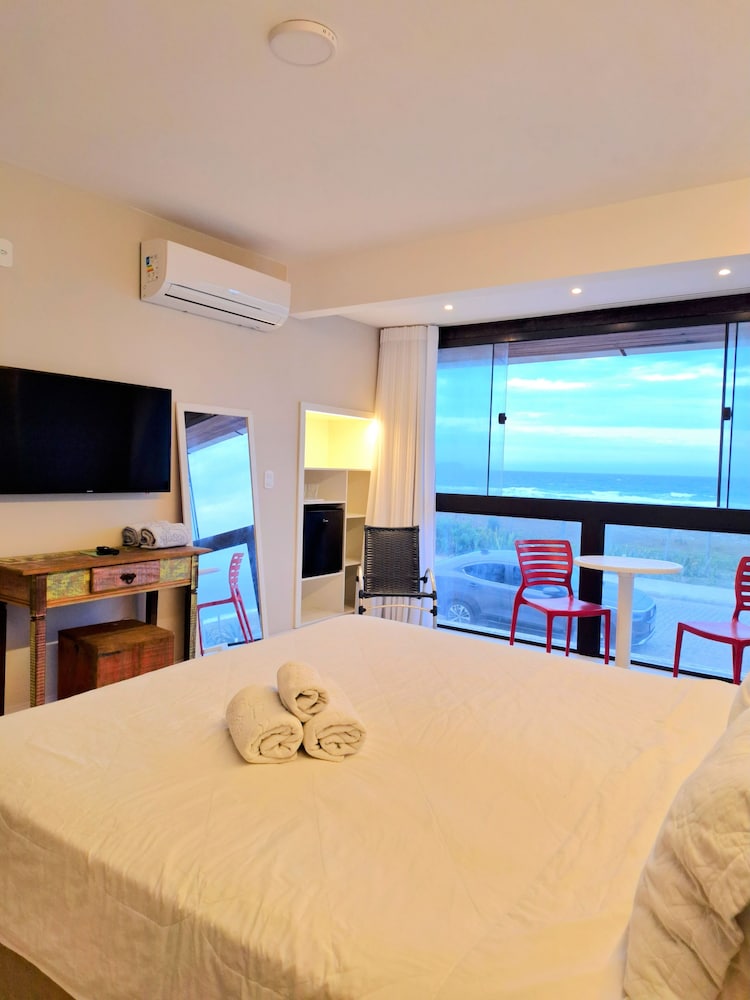 Deluxe Room, Beach View
