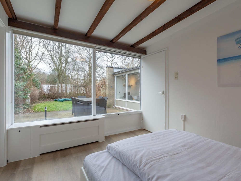 Classic Bungalow, 3 Bedrooms photo 2