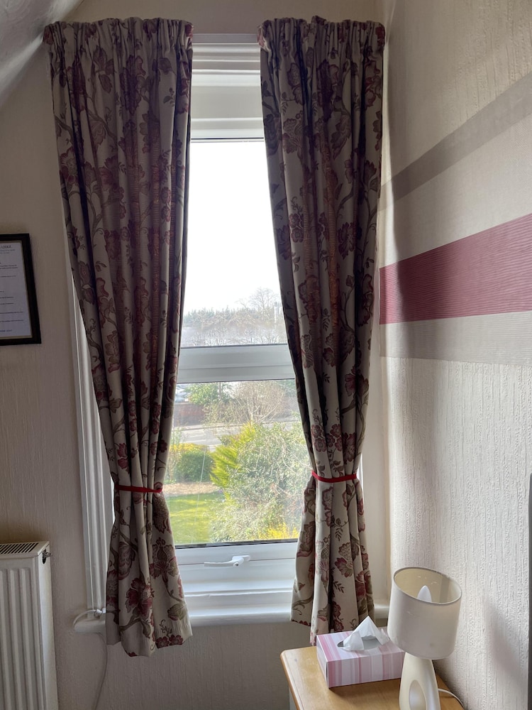 Standard Double Room, Ensuite - Photo 14