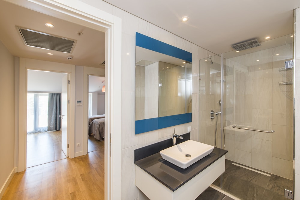 Deluxe Apartment, 3 Bedrooms photo 3
