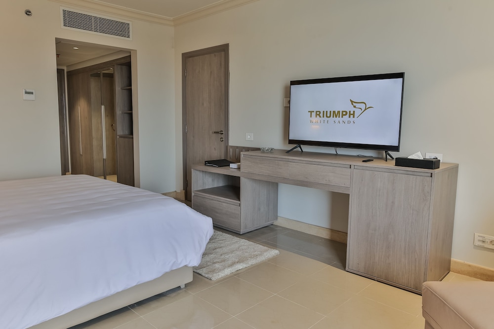 Junior Suite, 1 King Bed (Sea Side View) - Photo 3