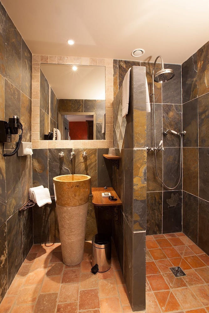 Apartment - Photo 4