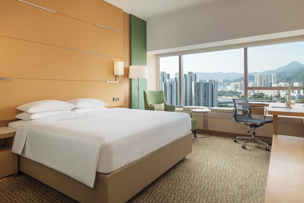 Executive Room, 1 King Bed, River View