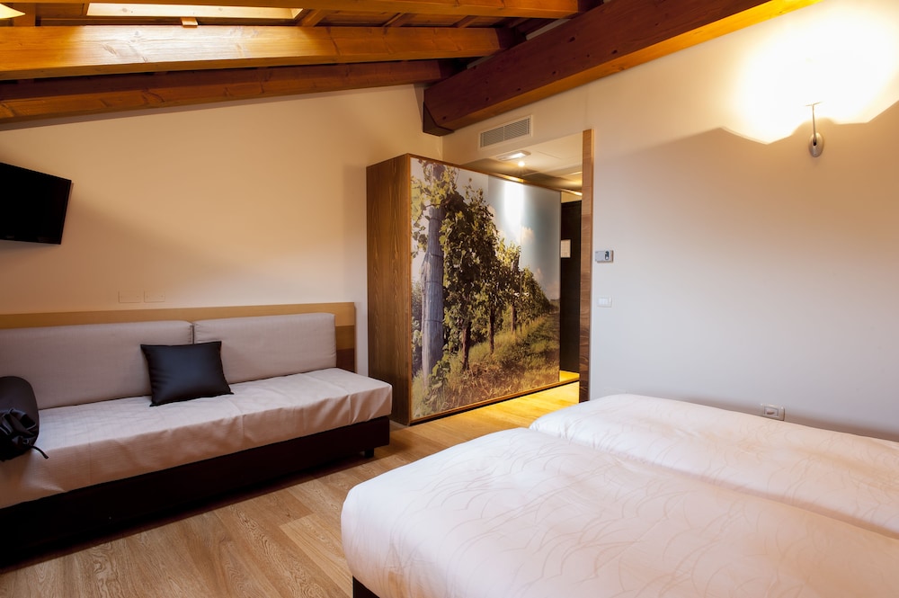 Superior Twin Room photo 1