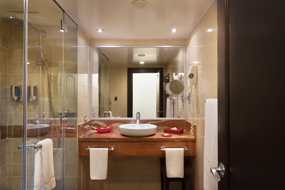 Superior Room - Photo 7