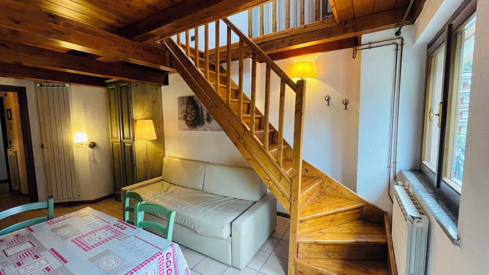 Duplex, 1 Bedroom photo 1