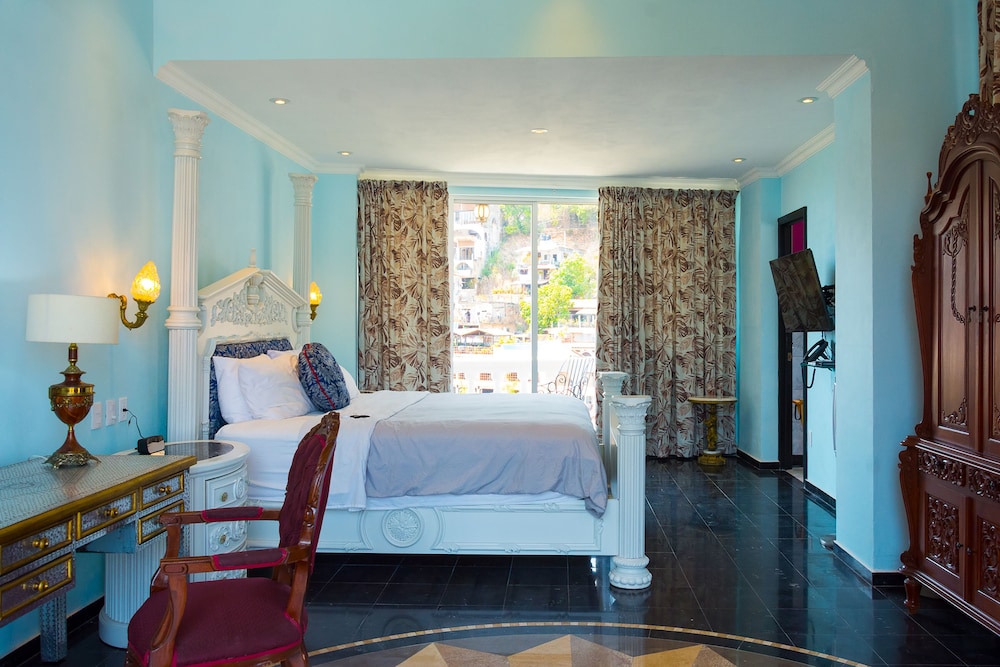 Medusa Penthouse photo 2