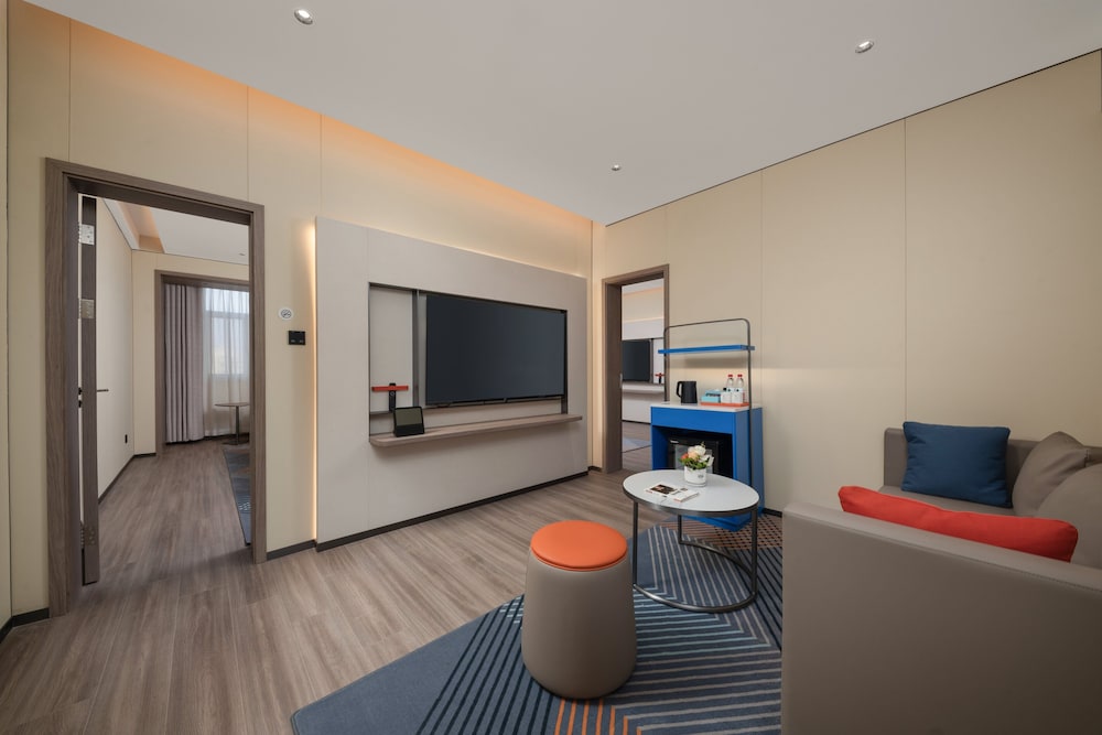 Suite, 2 Bedrooms photo 3