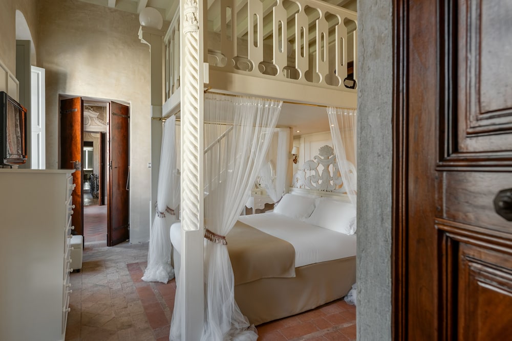 Suite - Photo 4