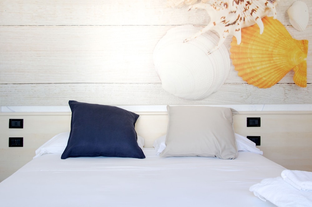 Basic Triple Room photo 1