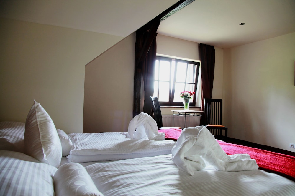 Double or Twin Room photo 2