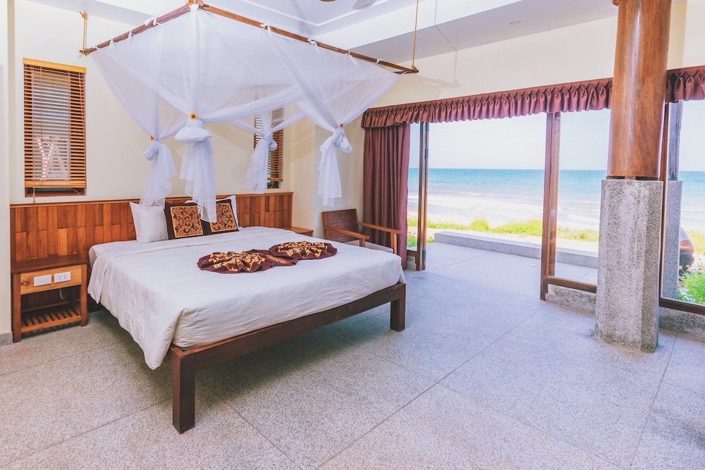 Deluxe Double Room, Ocean View photo 2