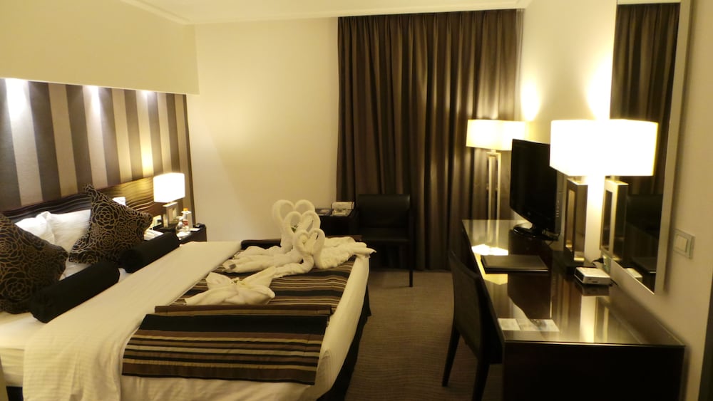Deluxe Suite photo 2