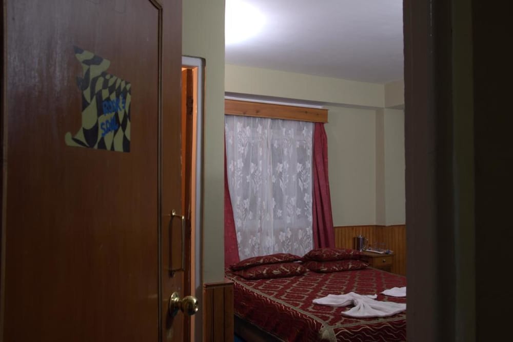 Basic Room photo 2
